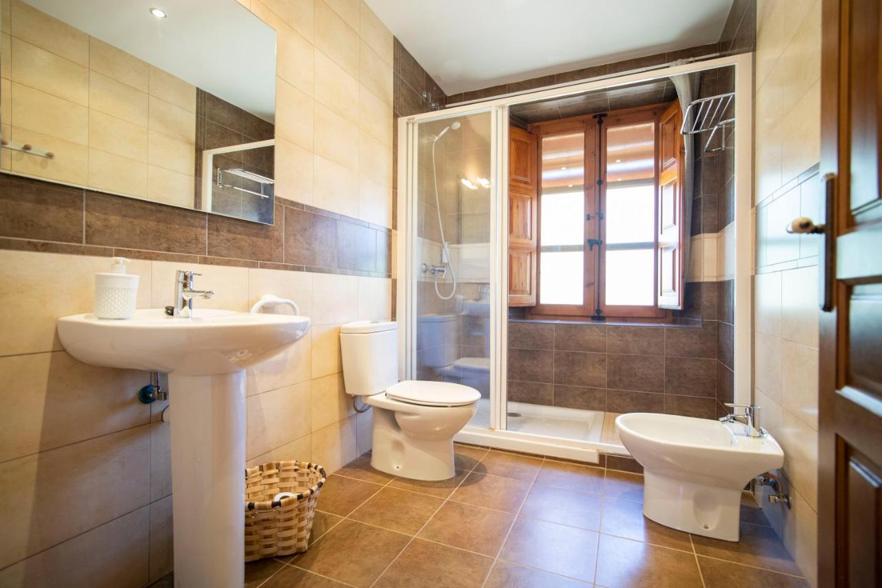 Apartamentos Ribera Del Duero Las Escuelas Vadocondes Exteriör bild