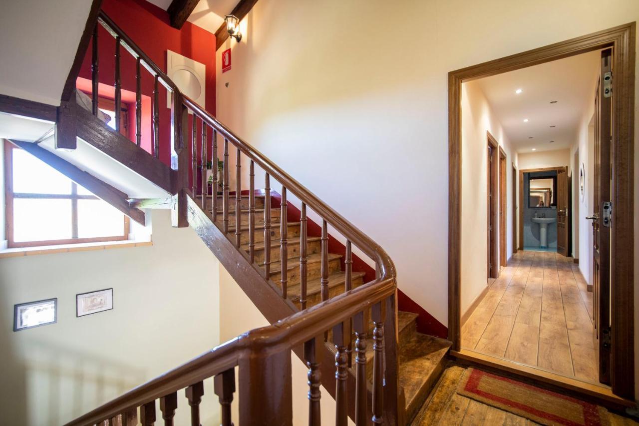 Apartamentos Ribera Del Duero Las Escuelas Vadocondes Exteriör bild